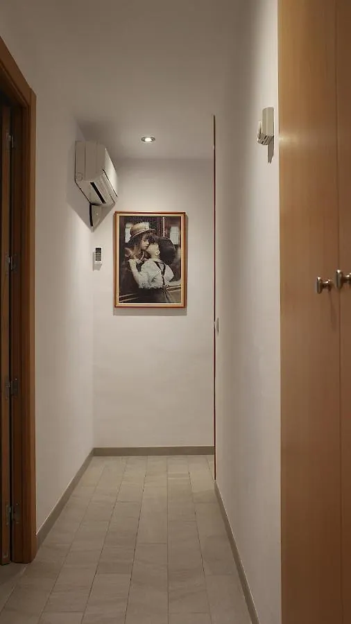 Apartament Margarit Girona 0*,  Espanha